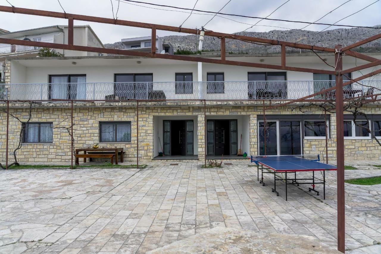 Apartments L&L ดูกีรัท ภายนอก รูปภาพ
